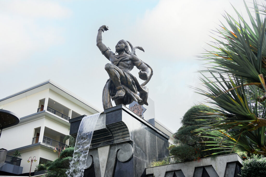 PATUNG HANOMAN ARGASOKA